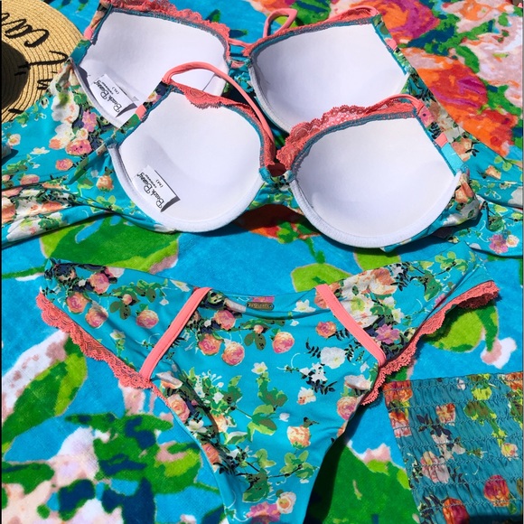 NWOT three pieces beach bunny bikini 👙 Bahama mama XL/L set or M/L and shorts S - Picture 14 of 16